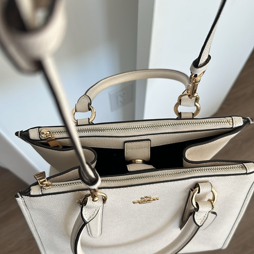 Coach Ivory Leather Handbag - Picture 8 of 16